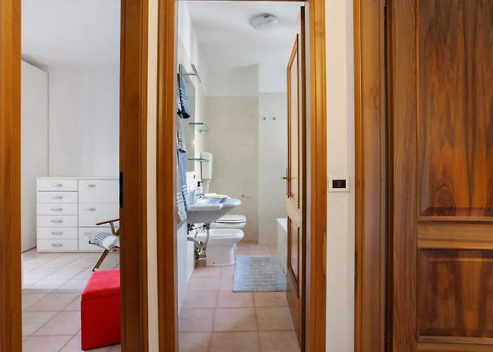 Villino Flora A Hébergement de vacances Viareggio