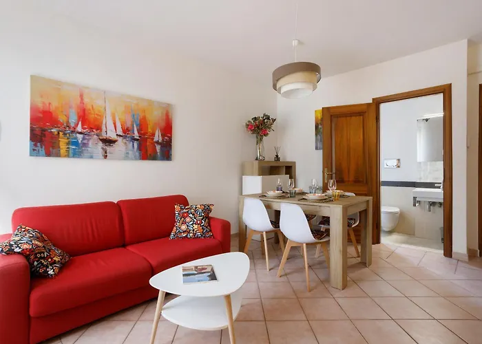 Villino Flora A ヴィアレッジョ