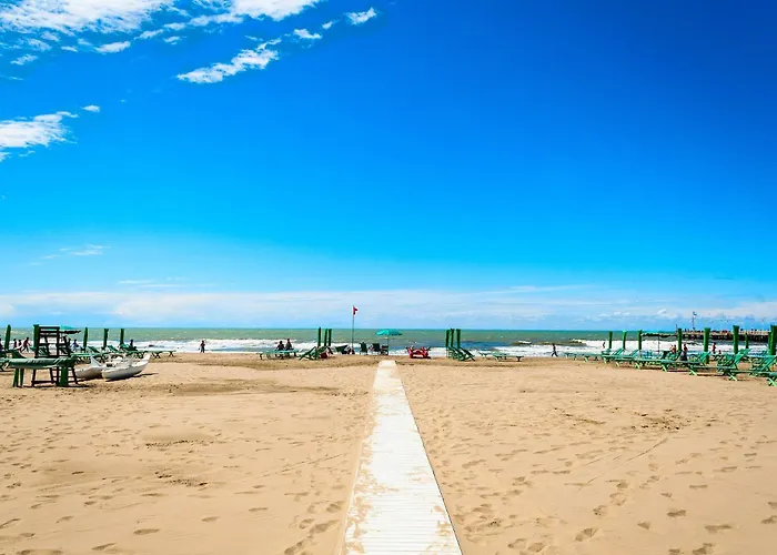 Villino Flora A ヴィアレッジョ