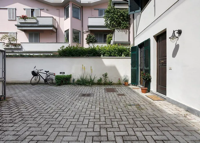 Villino Flora A * Viareggio